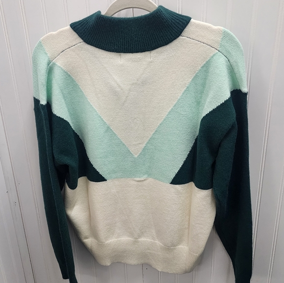 Pullover - Picture 2 of 3